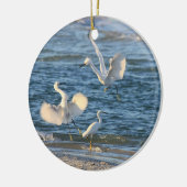 Snowy Egrets Dansend (kan worden gepersonaliseerd) Keramisch Ornament (Links)