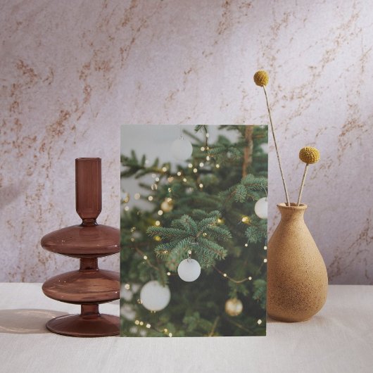 Snowy Elegance: Christmas Tree Briefkaart