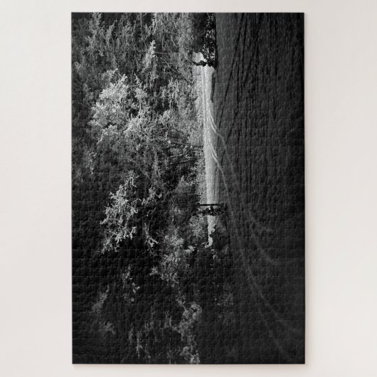 Snowy Forest at Night - monochrome puzzle Legpuzzel (Verticaal)