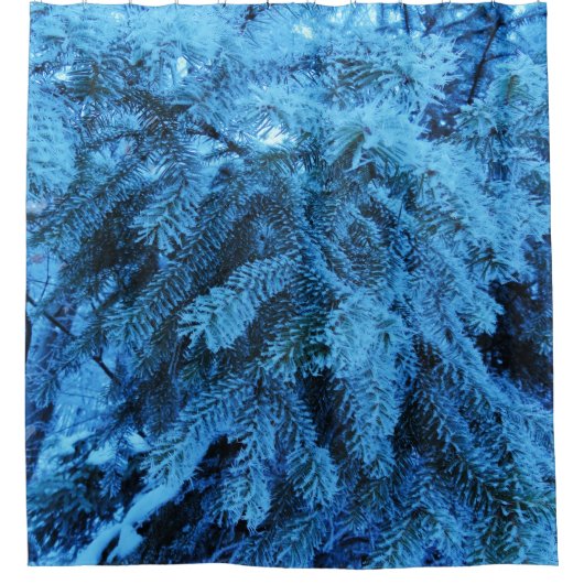 Snowy Forest Spruce Branches Douchegordijn (Voorkant)