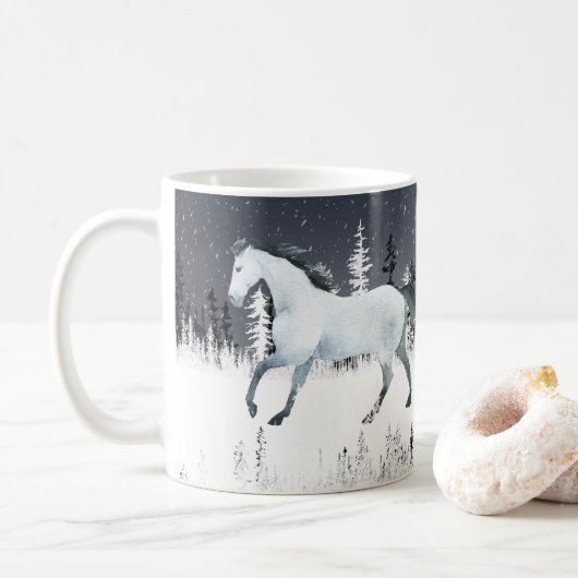 Snowy Forest Wild White Horse Night Sky Koffiemok (Met donut)