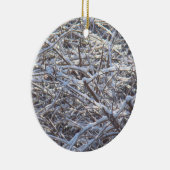 Snowy Ice Branches in Winter Keramisch Ornament (Rechts)