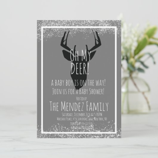 Snowy Kerstmis Deer Plays Baby shower Kaart (Staand voorkant)