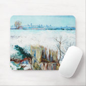 Snowy Landscape met Arles op de achtergrond Muismat (Met muis)
