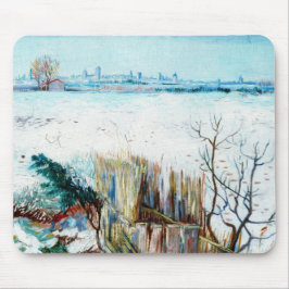 Snowy Landscape met Arles op de achtergrond Muismat