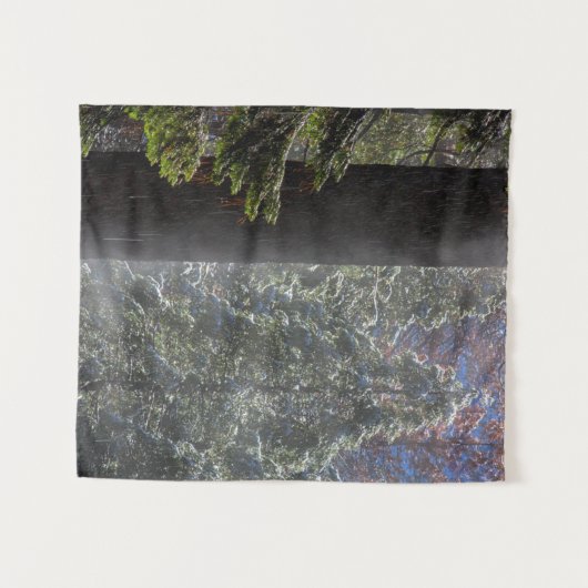 Snowy Mist in het bos Wandkleed (Voorkant (horizontaal))