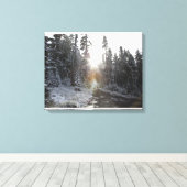 Snowy modderweg die de zon in gaat canvas afdruk (Insitu (Houten vloer))