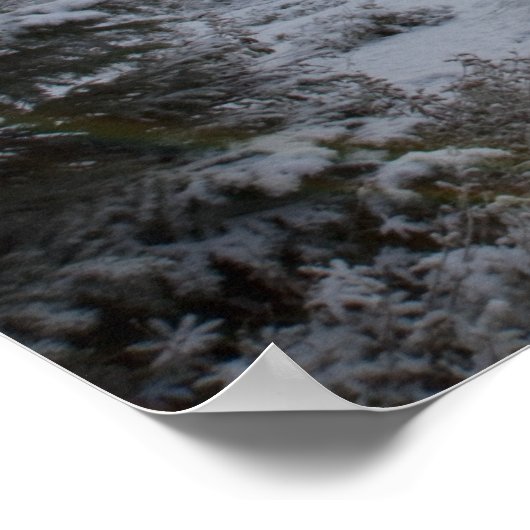 Snowy modderweg die de zon in gaat poster (Hoek)