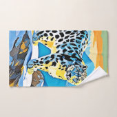 Snowy Mountain Leopard Stance Design Bad Handdoek (Handdoek)