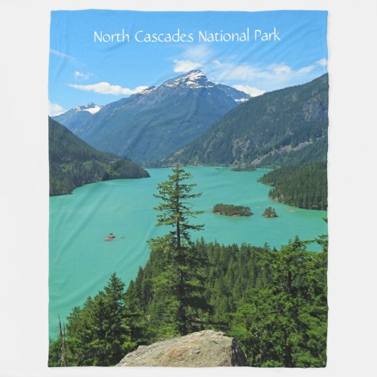 Snowy Mountain Turquoise Lake in Washington Fleece Deken (Voorkant)