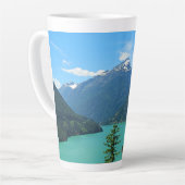 Snowy Mountain Turquoise Lake in Washington Latte Mok (Linkerhoek)