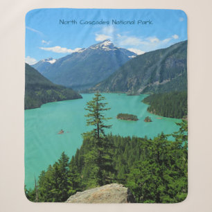 Snowy Mountain Turquoise Lake in Washington Sherpa Deken