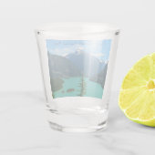 Snowy Mountain Turquoise Lake in Washington Shot Glas (Achterkant)