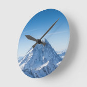 Snowy Mountain Wall Clock – Verse Natuur Ontwerp Ronde Klok (Hoek)