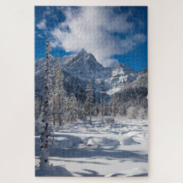 Snowy Mountain Wonderland Legpuzzel