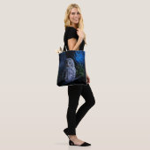 Snowy Owl bij nacht Tote Bag (Op model)