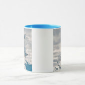 Snowy Owl die uit sneeuw gaat Mok (Midden)