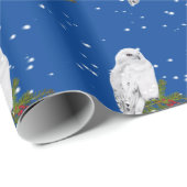 Snowy Owl on Pine and Berries Cadeaupapier (Rol Hoek)