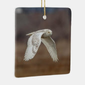 Snowy owl tijdens de vlucht keramisch ornament (Rechts)
