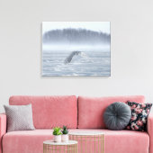 Snowy Owl vliegen in de winter Canvas Afdruk (Insitu (Woonkamer))