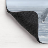 Snowy Owl vliegen in de winter Muismat (Hoek)