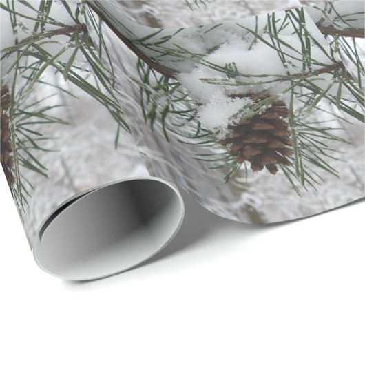 Snowy Pine Branch Winter Natuur Cadeaupapier (Rol Hoek)