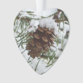 Snowy Pine Cone I Winter Natuur Foto Ornament (voorkant)