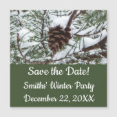 Snowy Pine Cone II Winter Natuur Fotografie (Voorkant)