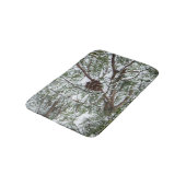 Snowy Pine Cone II Winter Natuur Fotografie Badmat (Gekanteld)