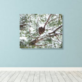 Snowy Pine Cone II Winter Natuur Fotografie Canvas Afdruk (Insitu (Houten vloer))