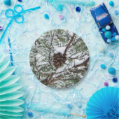 Snowy Pine Cone II Winter Natuur Fotografie Papieren Bordje (Feest)