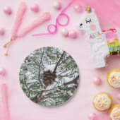 Snowy Pine Cone II Winter Natuur Fotografie Papieren Bordje (Feest)