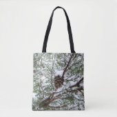 Snowy Pine Cone II Winter Natuur Fotografie Tote Bag (Voorkant)