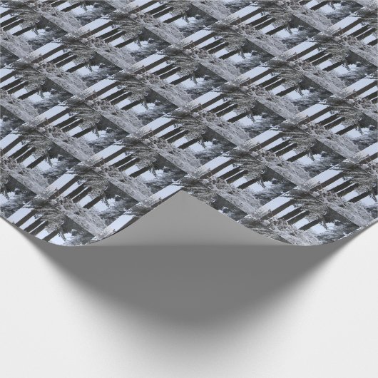 Snowy Pines in Blue Light - ECHO PRINT - Cadeaupapier (Hoek)