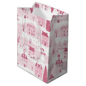 Snowy Pink Christmas Village Medium Cadeauzakje (Achterkant Gekanteld)