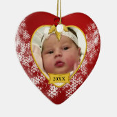 Snowy Red Baby's eerste kerstfoto Keramisch Ornament (Rechts)