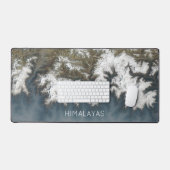 Snowy Schilderachtig Himalaya Mountain Range van B Bureaumat (Keyboard & Muis)