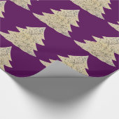 Snowy sparkle spruce op paars cadeaupapier (Hoek)