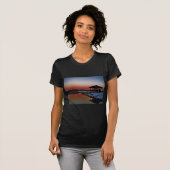 Snowy Sunset at Lake Arrowiad dock T-shirt (Voorkant volledig)