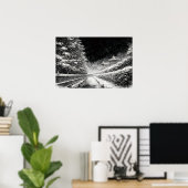 Snowy Temple Path at Night – Japanese Zen Wall Art Poster (Thuiskantoor)