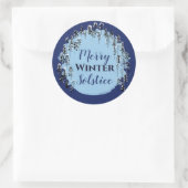 Snowy Winter Blue Forest Merry Solstice Holiday Ronde Sticker (Tas)