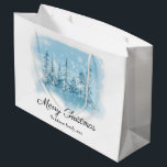 Snowy Winter Merry Christmas Gift Bags Groot Cadeauzakje<br><div class="desc">Snowy winter Merry Christmas cadeautas met wisselende tekst - u kunt uw familienaam en jaar toevoegen.</div>