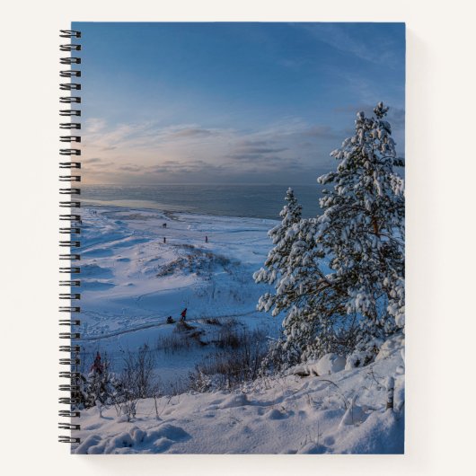 Snowy winter Oostzeekust zee Notitieboek (Voorkant)