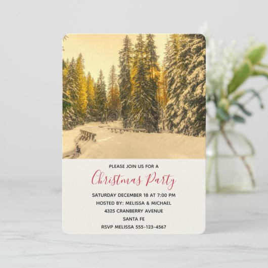 Snowy Winter Path met Pine Trees Kerstparty Kaart (Staand voorkant)