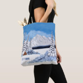 Snowy Winter Scene Tote Bag (Dichtbij)
