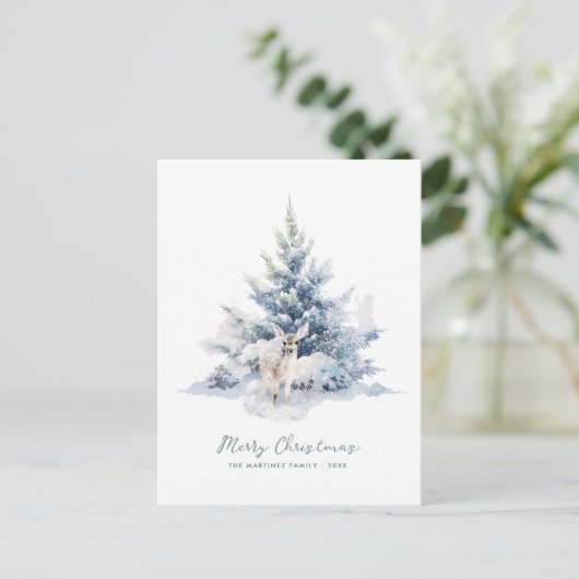 Snowy Woodland Pine Deer Merry Christmas Feestdagenkaart (Staand voorkant)