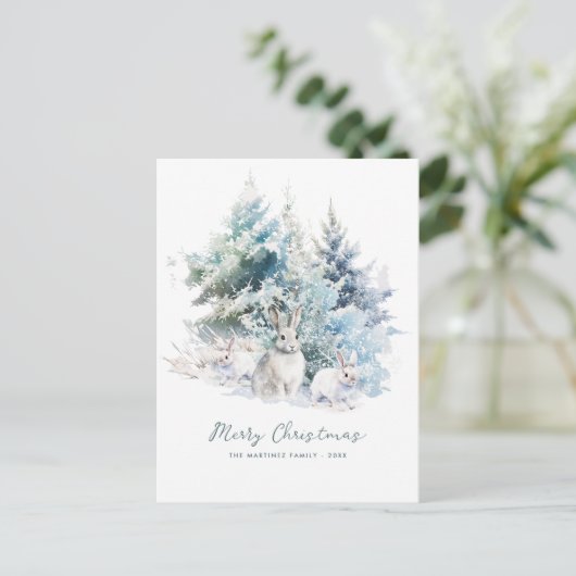 Snowy Woodland Pine Rabbit Merry Christmas Feestdagenkaart (Staand voorkant)