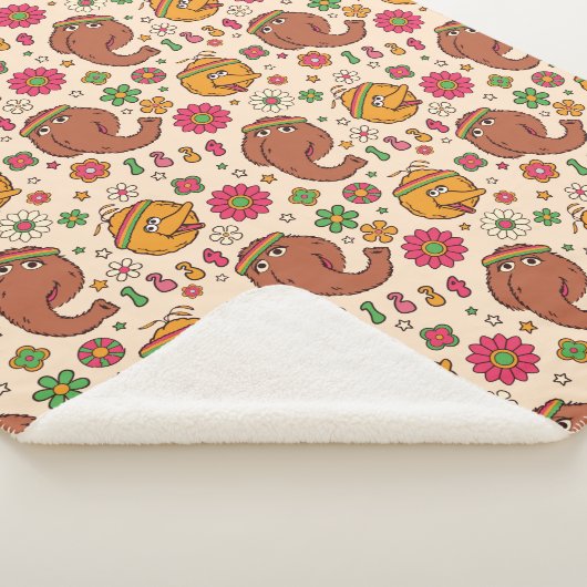 Snuffleupagus en Big Bird Groovy Flower Pattern Sherpa Deken (3/4)