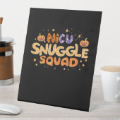 Snuggle Squad NICU Verpleegster Neonatale Verpleeg Reclamebord Met Voetstuk (Insitu)