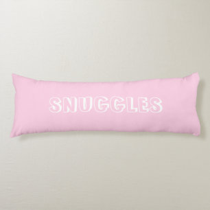 "Snuggles" Lichtroze witte letters Lichaamskussen